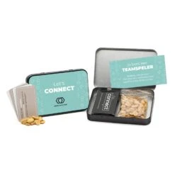 Let's Connect 100 Vragenspel In Blik Met Nootjes En Etiket - Verpleging -Casa del Ringraziamento A6BLIK LETSCONNECT PINDA 2 c3731fa1 322c 4c7f 88eb 09e3c37babb3