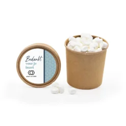 Beker Met Snoepjes En Eigen Etiket - Zakelijk -Casa del Ringraziamento KRAFTBEKER PEPERMUNTKUSSENTJES 4