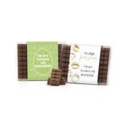 Doosje Met 10 Chocolade Bouwstenen Eigen Sleeve - Pasen