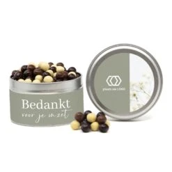 Rond Blik Met Snoep En Eigen Etiket - Zakelijk -Casa del Ringraziamento PL432 PEARLS 2 0af404d3 09fd 4609 b50e 52aec2198a50